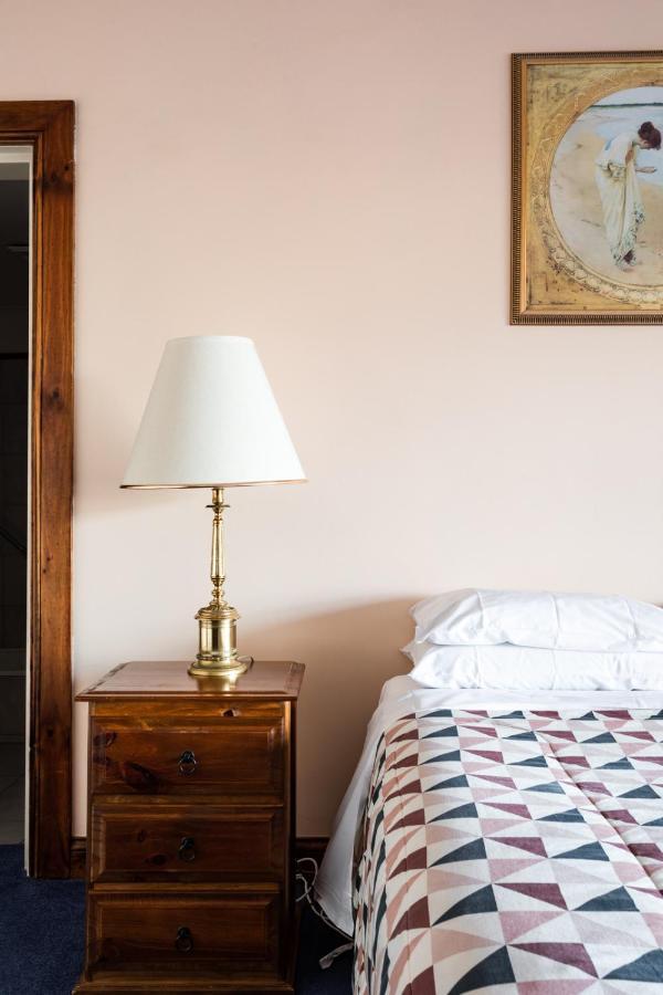 Battery Point Manor Hotel โฮบาร์ต ภายนอก รูปภาพ